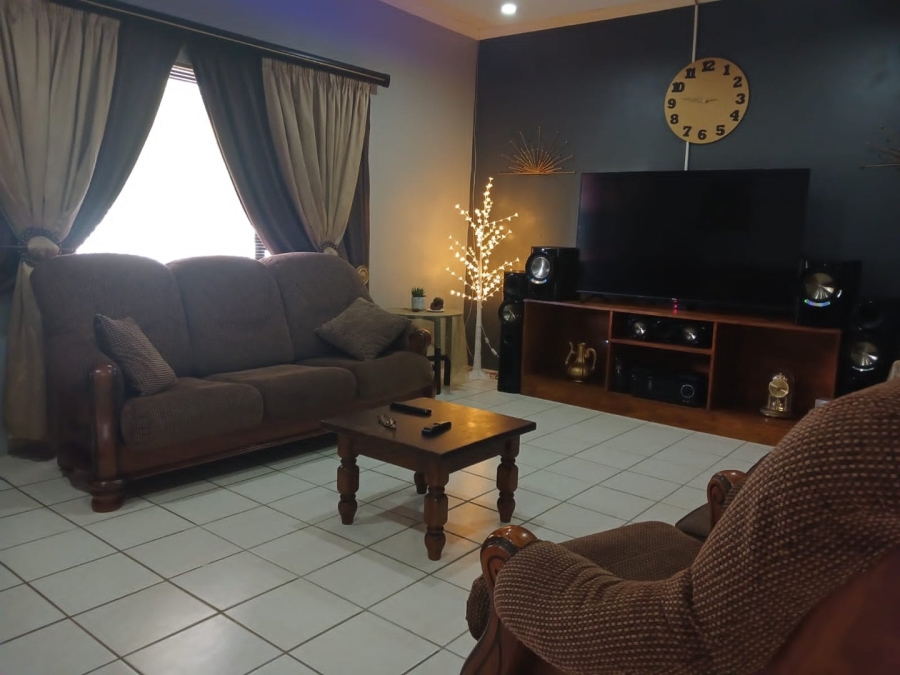 3 Bedroom Property for Sale in Oudorp North West